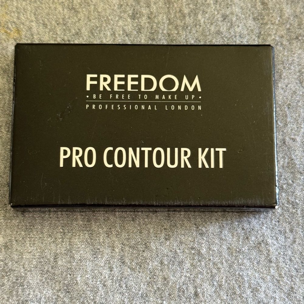 Freedom Pro Contour Kit